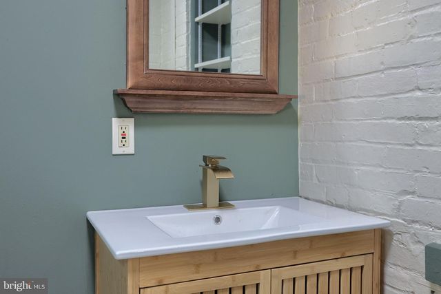 245 N 4TH ST, Columbia, PA 17512