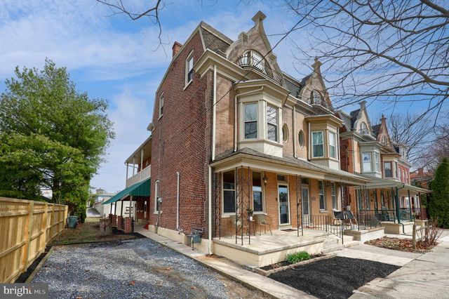 245 N 4TH ST, Columbia, PA 17512