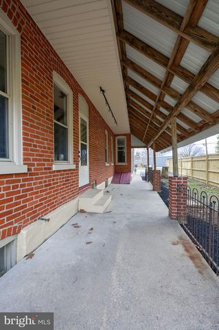 245 N 4TH ST, Columbia, PA 17512