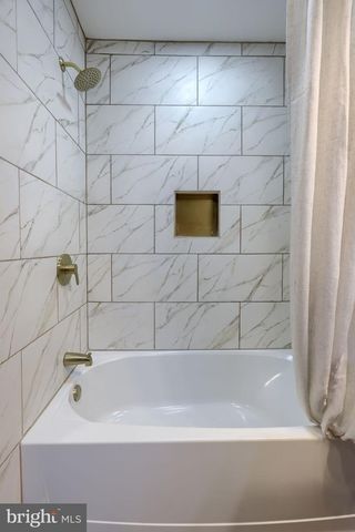 245 N 4TH ST, Columbia, PA 17512