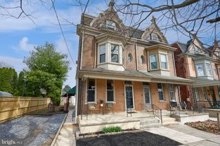 245 N 4TH ST, Columbia, PA 17512