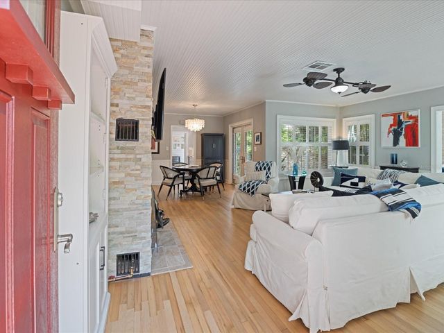 420 DRUID ROAD W, Clearwater, FL 33756