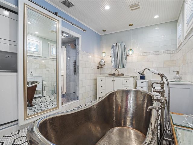 420 DRUID ROAD W, Clearwater, FL 33756