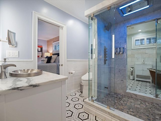 420 DRUID ROAD W, Clearwater, FL 33756