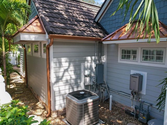 420 DRUID ROAD W, Clearwater, FL 33756