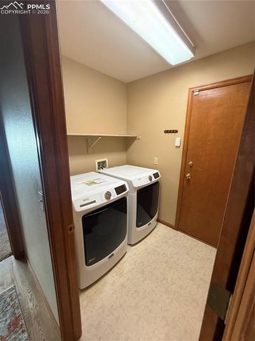 1940 Manning Way, Colorado Springs, CO 80919