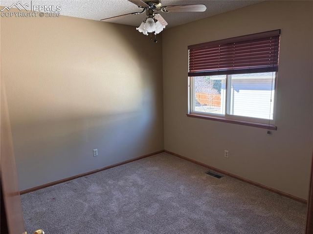 1940 Manning Way, Colorado Springs, CO 80919