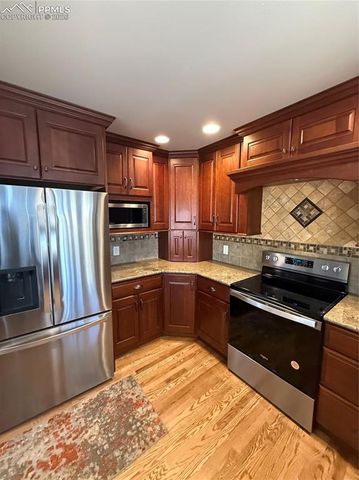 1940 Manning Way, Colorado Springs, CO 80919