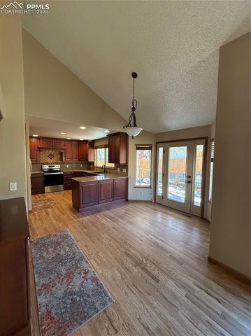 1940 Manning Way, Colorado Springs, CO 80919