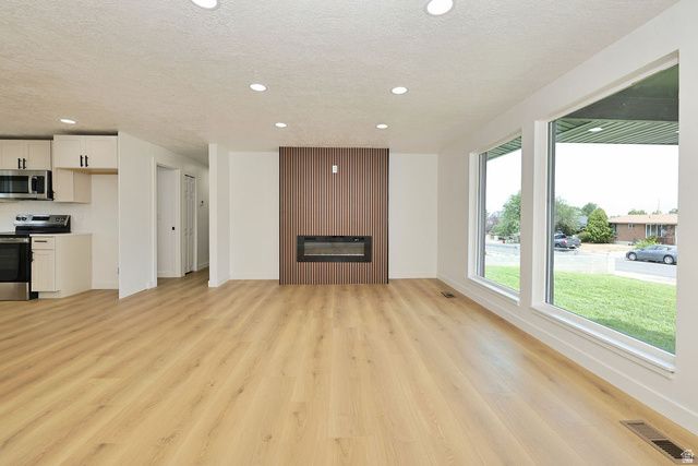 3828 S 7160 W, West Valley City, UT 84128