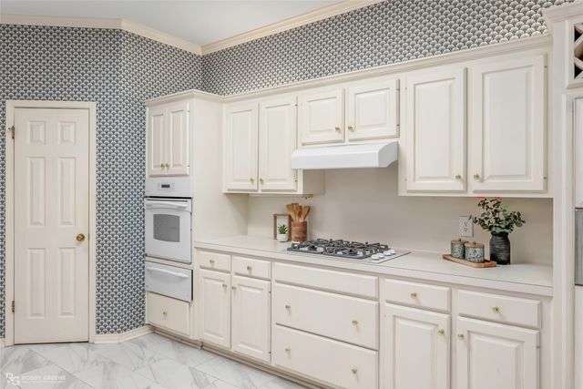 210 Ockley Drive, Shreveport, LA 71105