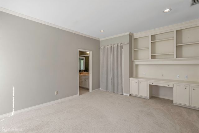 210 Ockley Drive, Shreveport, LA 71105