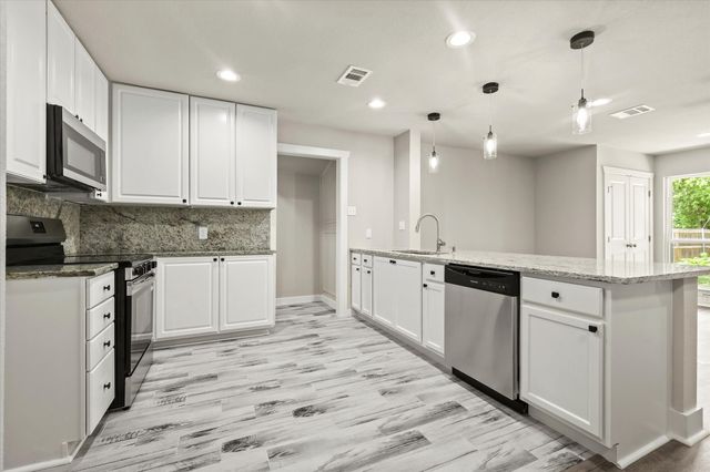 5629 Maceo Lane, Fort Worth, TX 76112