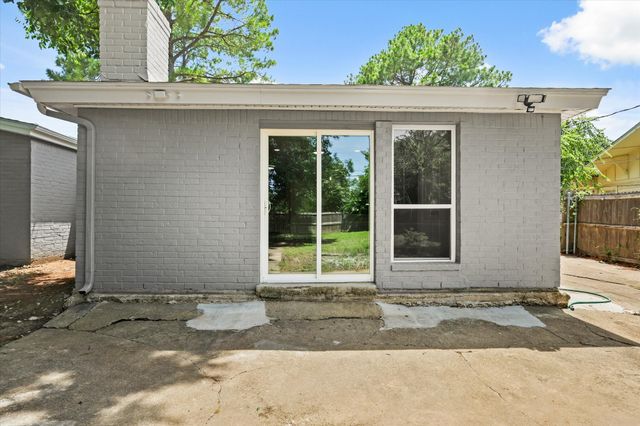 5629 Maceo Lane, Fort Worth, TX 76112