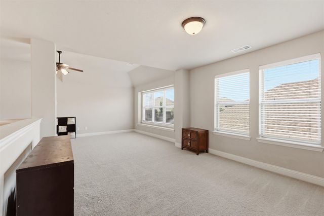212 Lillian Lane, Waxahachie, TX 75165