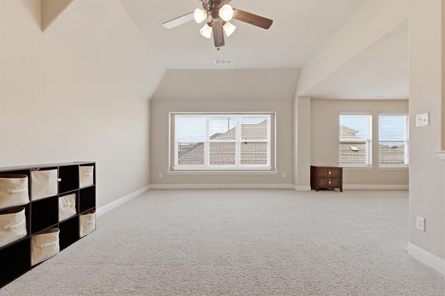 212 Lillian Lane, Waxahachie, TX 75165