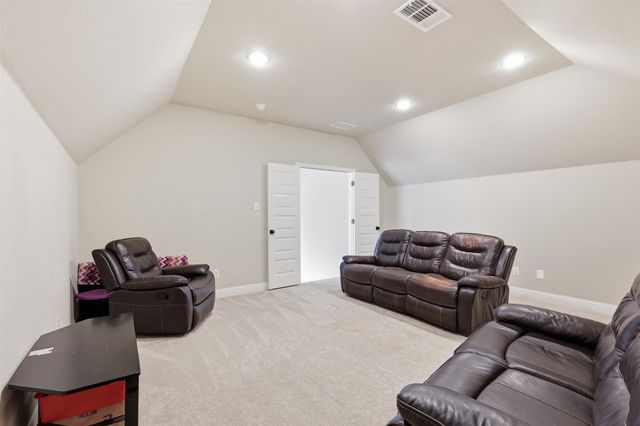 212 Lillian Lane, Waxahachie, TX 75165