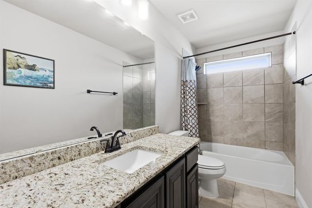 212 Lillian Lane, Waxahachie, TX 75165
