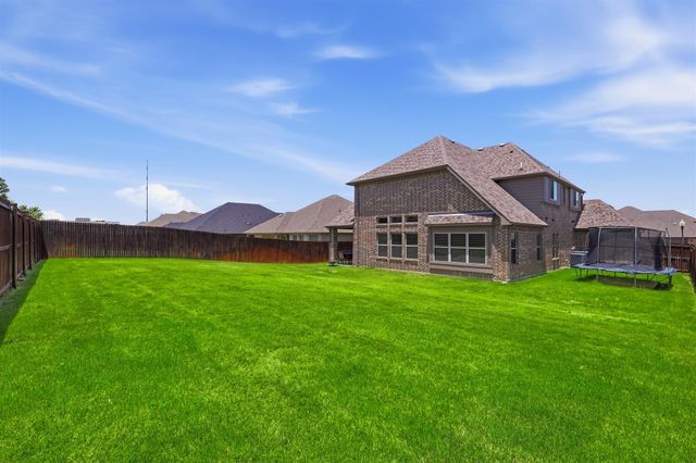 212 Lillian Lane, Waxahachie, TX 75165