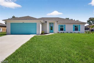 1707 NW 25th LN, Cape Coral, FL 33993