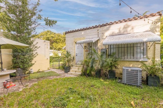 222 Romano Ave, Coral Gables, FL 33134