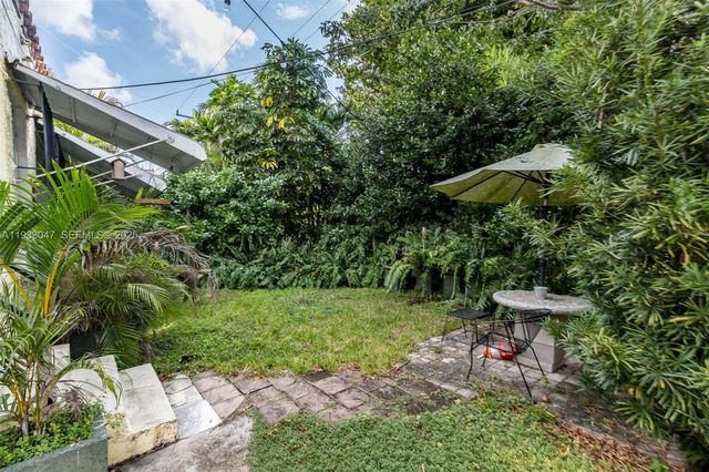 222 Romano Ave, Coral Gables, FL 33134
