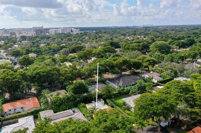 222 Romano Ave, Coral Gables, FL 33134
