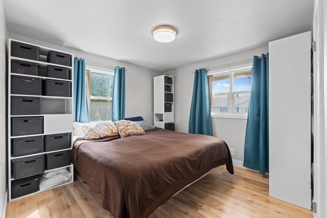 8719 E Valleyway Ave, Spokane, WA 99212