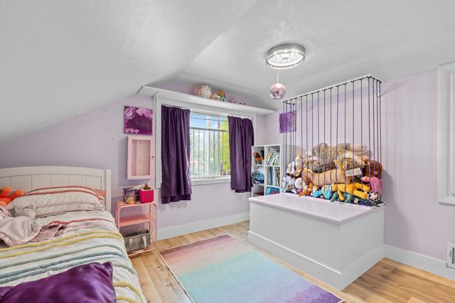 8719 E Valleyway Ave, Spokane, WA 99212