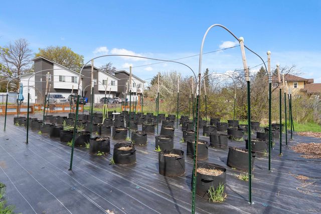 8719 E Valleyway Ave, Spokane, WA 99212