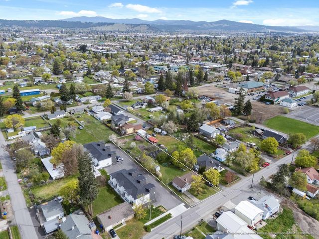 8719 E Valleyway Ave, Spokane, WA 99212