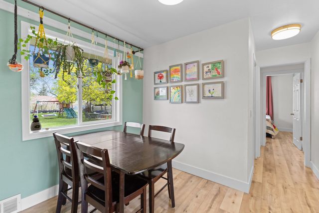 8719 E Valleyway Ave, Spokane, WA 99212