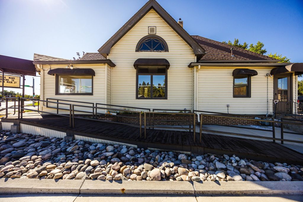 400 Coffeen Avenue, Sheridan, WY 82801 photo 3