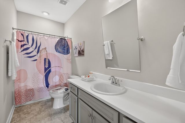 792 Plowson Rd, Mount Juliet, TN 37122