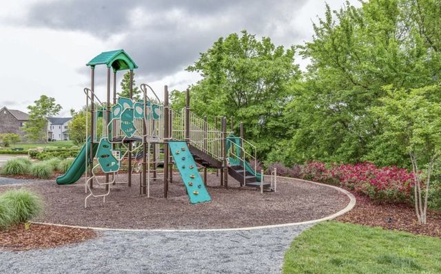 792 Plowson Rd, Mount Juliet, TN 37122