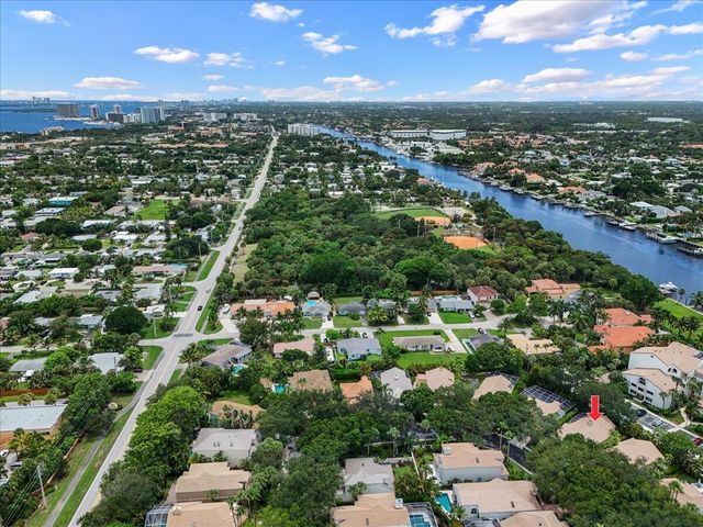 21 Grand Bay Circle, Juno Beach, FL 33408