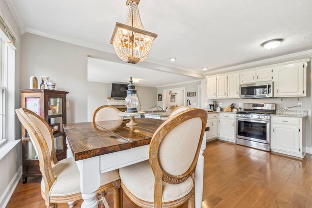 121 Bentree Dr, Hendersonville, TN 37075