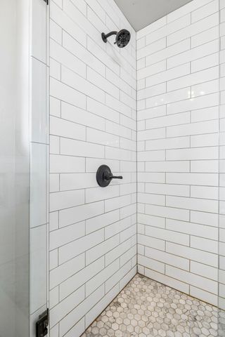 121 Bentree Dr, Hendersonville, TN 37075