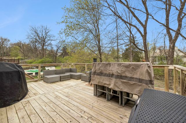 121 Bentree Dr, Hendersonville, TN 37075