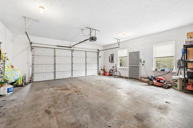 121 Bentree Dr, Hendersonville, TN 37075