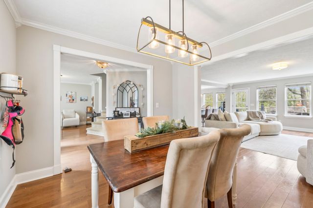 121 Bentree Dr, Hendersonville, TN 37075