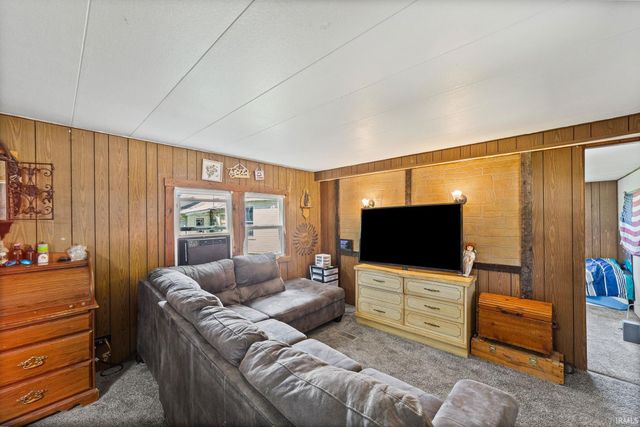 200 Church Street, Walton, IN 46994