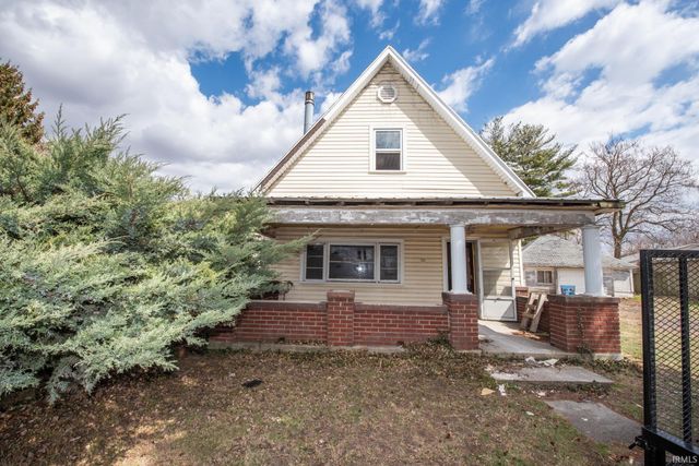 200 Church Street, Walton, IN 46994