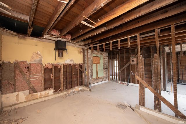 200 Church Street, Walton, IN 46994