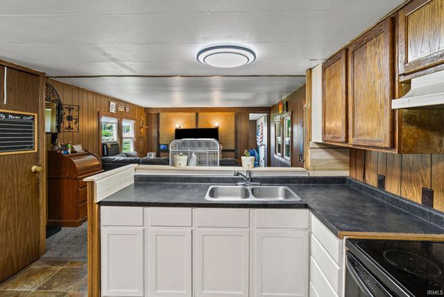 200 Church Street, Walton, IN 46994