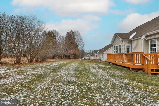 1384 HENNABERRY LN, Easton, PA 18040