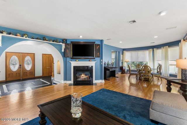 376 Morristown Road, Matawan, NJ 07747