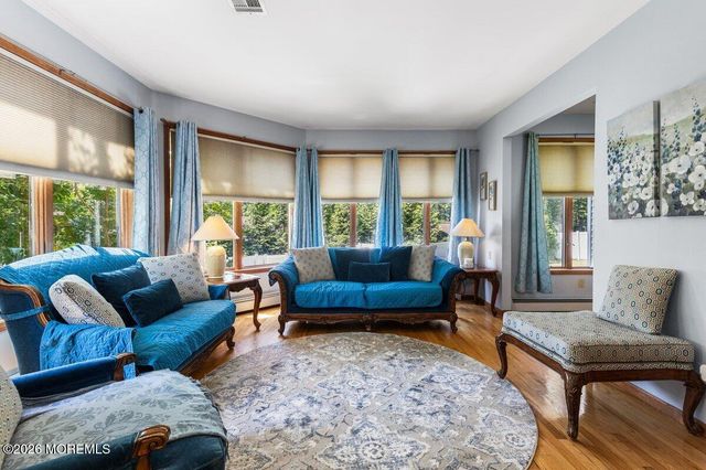 376 Morristown Road, Matawan, NJ 07747