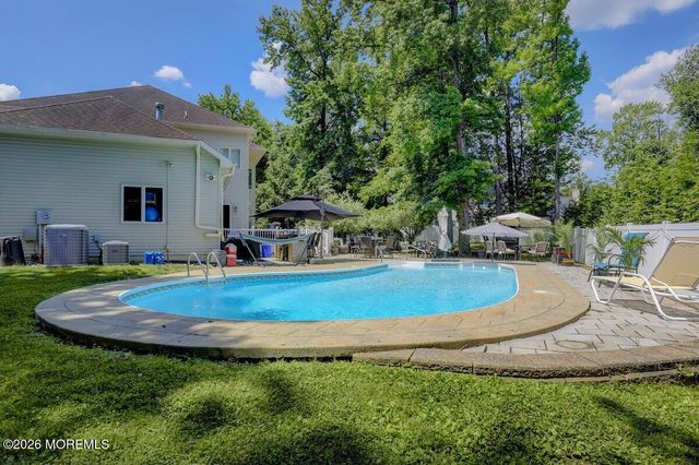376 Morristown Road, Matawan, NJ 07747