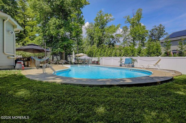 376 Morristown Road, Matawan, NJ 07747